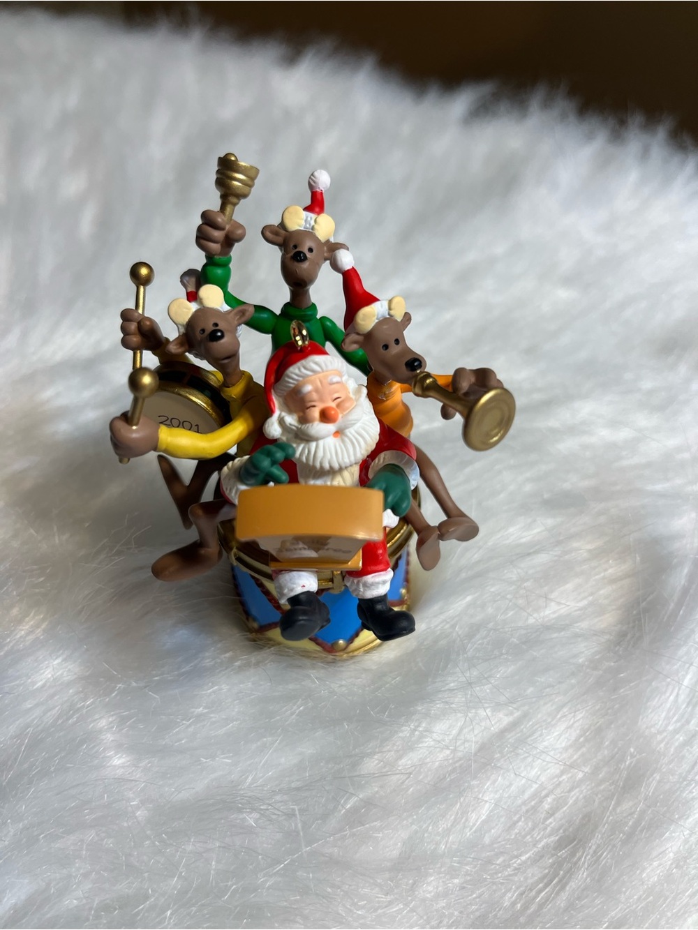 Hallmark 2001 Kris and the Kringles Musical Santa Ornament